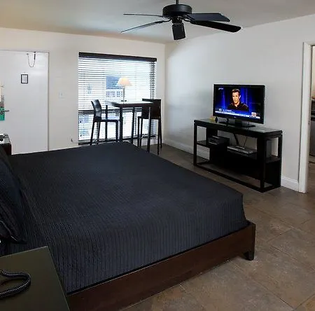 The Grand Resort And Spa, A Gay Men'S Resort-2